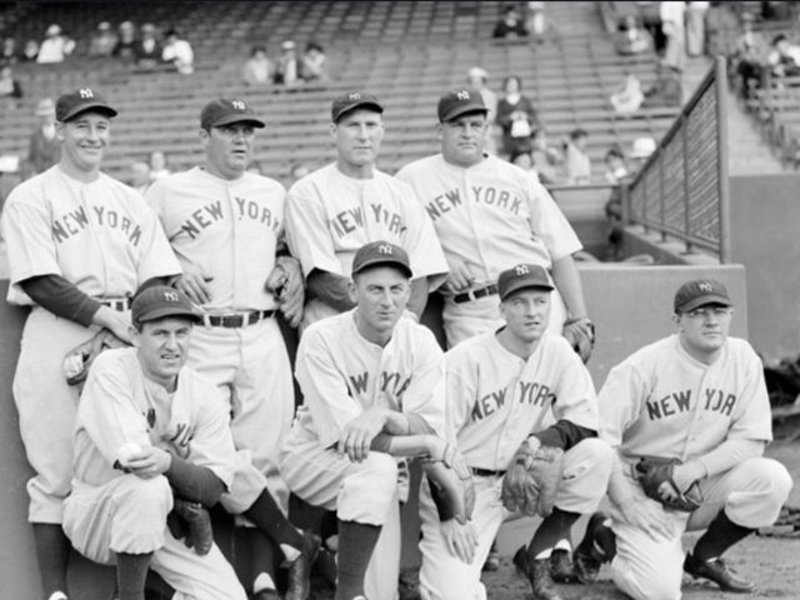 White Baseball Players Kneel in the 50's to protest Black Lynchings